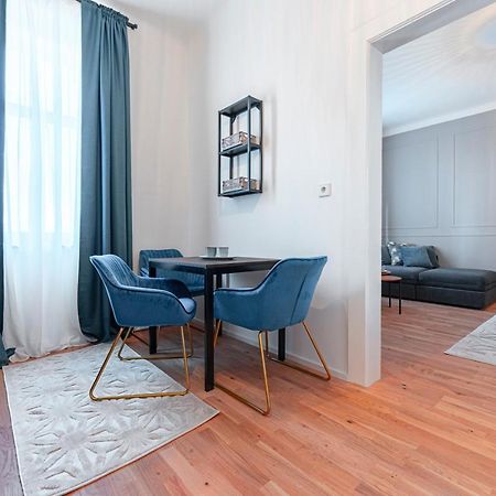 City Appartement Wagram Am Hauptbahnhof Sankt Poelten Kültér fotó