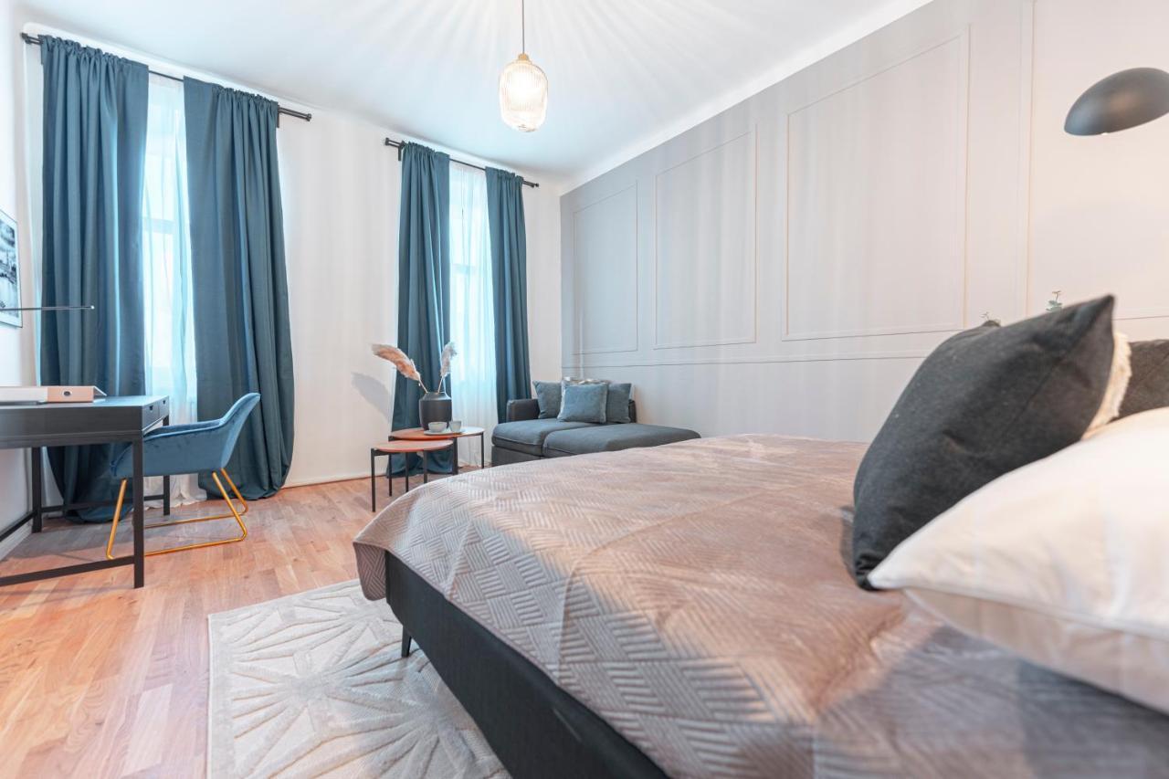 City Appartement Wagram Am Hauptbahnhof Sankt Poelten Kültér fotó