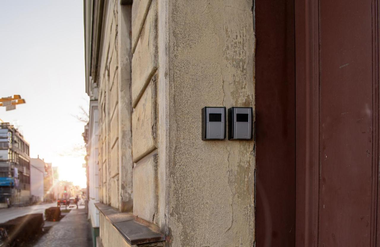 City Appartement Wagram Am Hauptbahnhof Sankt Poelten Kültér fotó