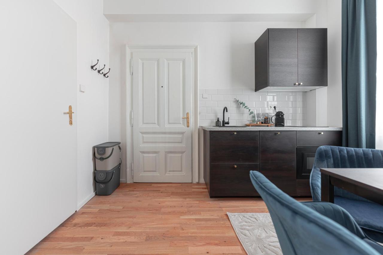 City Appartement Wagram Am Hauptbahnhof Sankt Poelten Kültér fotó
